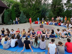 В Славском стартовал всеукраинский образовательно-воспитательный молодежный лагерь «Истоки взаимопонимания-2019»