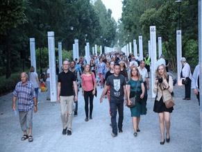 В Варшаве состоялся Марш памяти жертв резни в районе Воля в первые дни Варшавского восстания
