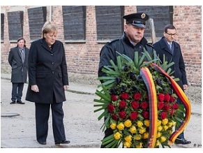 Ангела Меркель почтила память жертв концлагеря Аушвиц