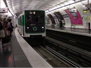 В парижском метро совершено нападение на израильского студента
