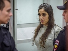 PM pens letter to Israeli backpacker, vowing to free her from Russian jail