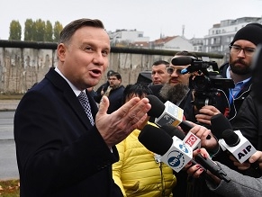 Polish Jewish community leader defends president’s decision to skip Holocaust memorial event