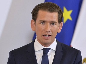 Канцлер Австрии призвал мир бороться с антисемитизмом