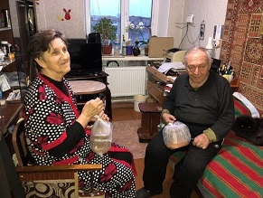 In Ukraine, Christian group steps in to feed needy Jews confined by COVID-19
