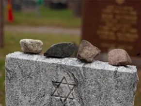 В Калифорнии разбит фонтан, посвященный жертвам Холокоста