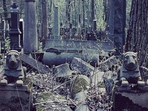 Погром на еврейском кладбище Петербурга