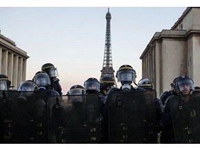 Полиция Франции усилила охрану синагог