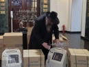 Религиозная еврейская община Киева продолжает помогать больным короновирусом