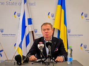 Евгений Корнийчук: правительство Украины не потерпит унижения своих граждан при въезде в Израиль