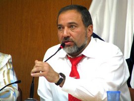 Lieberman: Fight against settlement freeze is 'legitimate' 