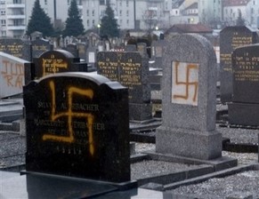 French Jewish cemetery vandalized