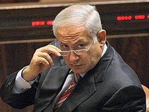 Netanyahu to U.S.: I'll free Fatah prisoners to boost Abbas 