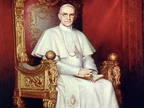 Catholic scholars ‘implore’ pope to delay Pius sainthood