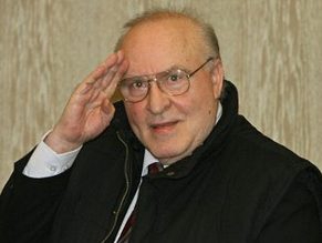 Holocaust denier Zundel leaves prison