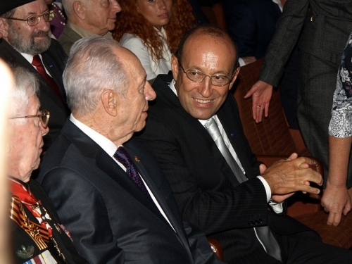 President of Israel Shimon Peres and EAJC President Alexander Mashkevich